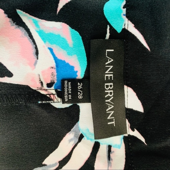 Lane Bryant Belted Floral Top Size 26/28 - Picture 6 of 7